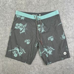 Katin USA Board Shorts Mens 34 Floral Swim Surf Skate